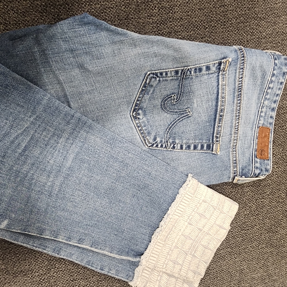 AG Adriano Goldschmied Faded Blue Cropped Jeans - Picture 2 of 12
